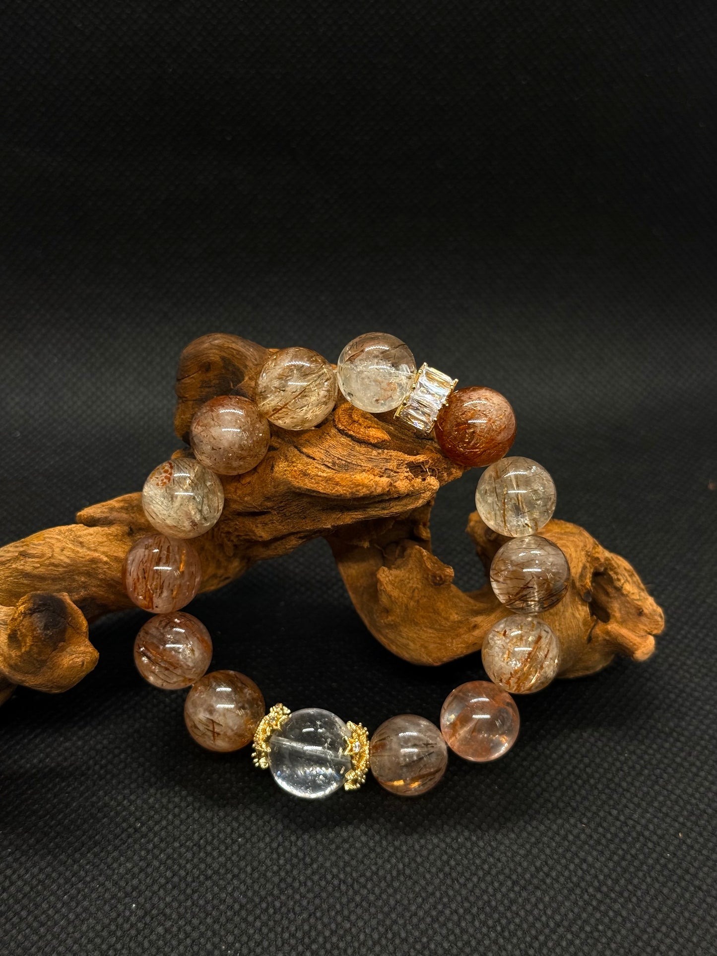 "2025 Nine Purples is a must-have in the Year of Fire! Black gold super seven bracelet | attract wealth + nobleman + energy magnetic field 8 times support
【扶摇直上】野心家—黑金超七