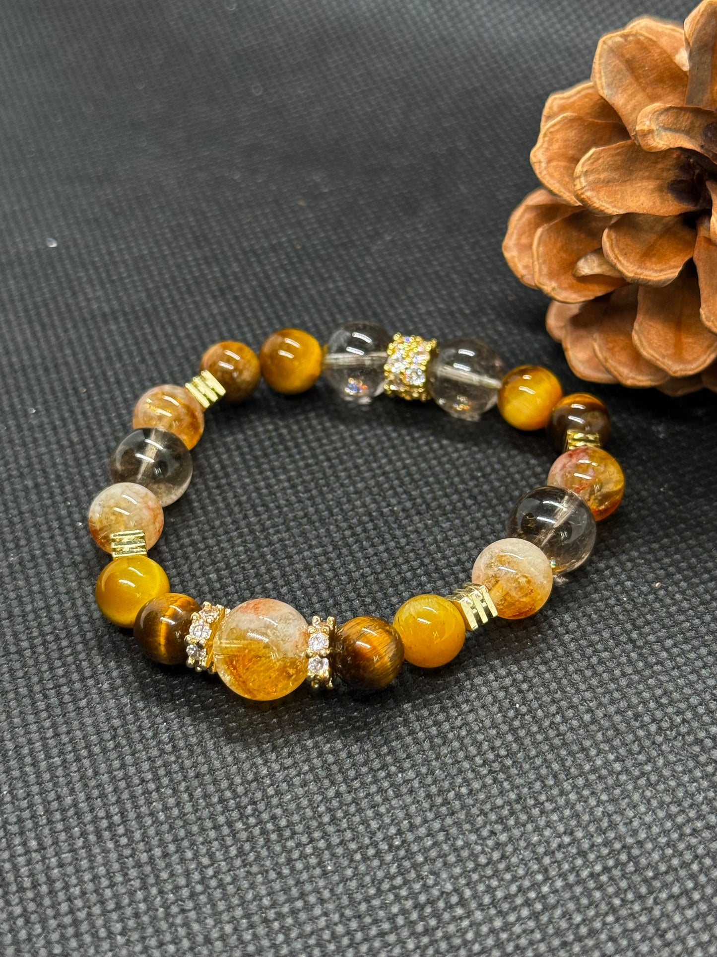 "Nine Purple Fire Year Lucky · Five Elements Citrine Wealth Bracelet | Fortune Magnetic Field + Career Nobles"
金霸聚宝盆—左手戴“金”，日进斗金