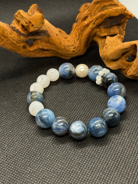 energy crystal bracelet｜kyanite•Stay away from anxiety and say goodbye to internal consumption梵高笔下的神秘星空🌃