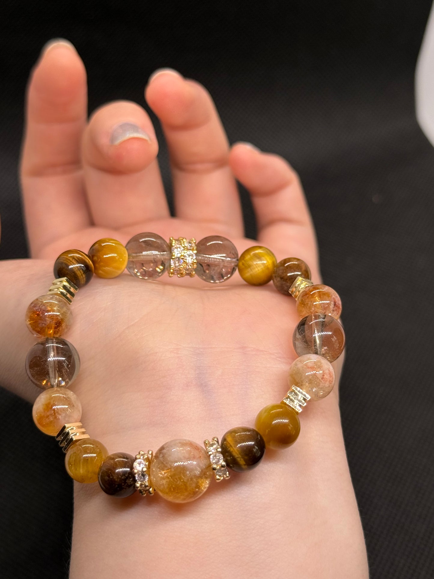 "Nine Purple Fire Year Lucky · Five Elements Citrine Wealth Bracelet | Fortune Magnetic Field + Career Nobles"
金霸聚宝盆—左手戴“金”，日进斗金