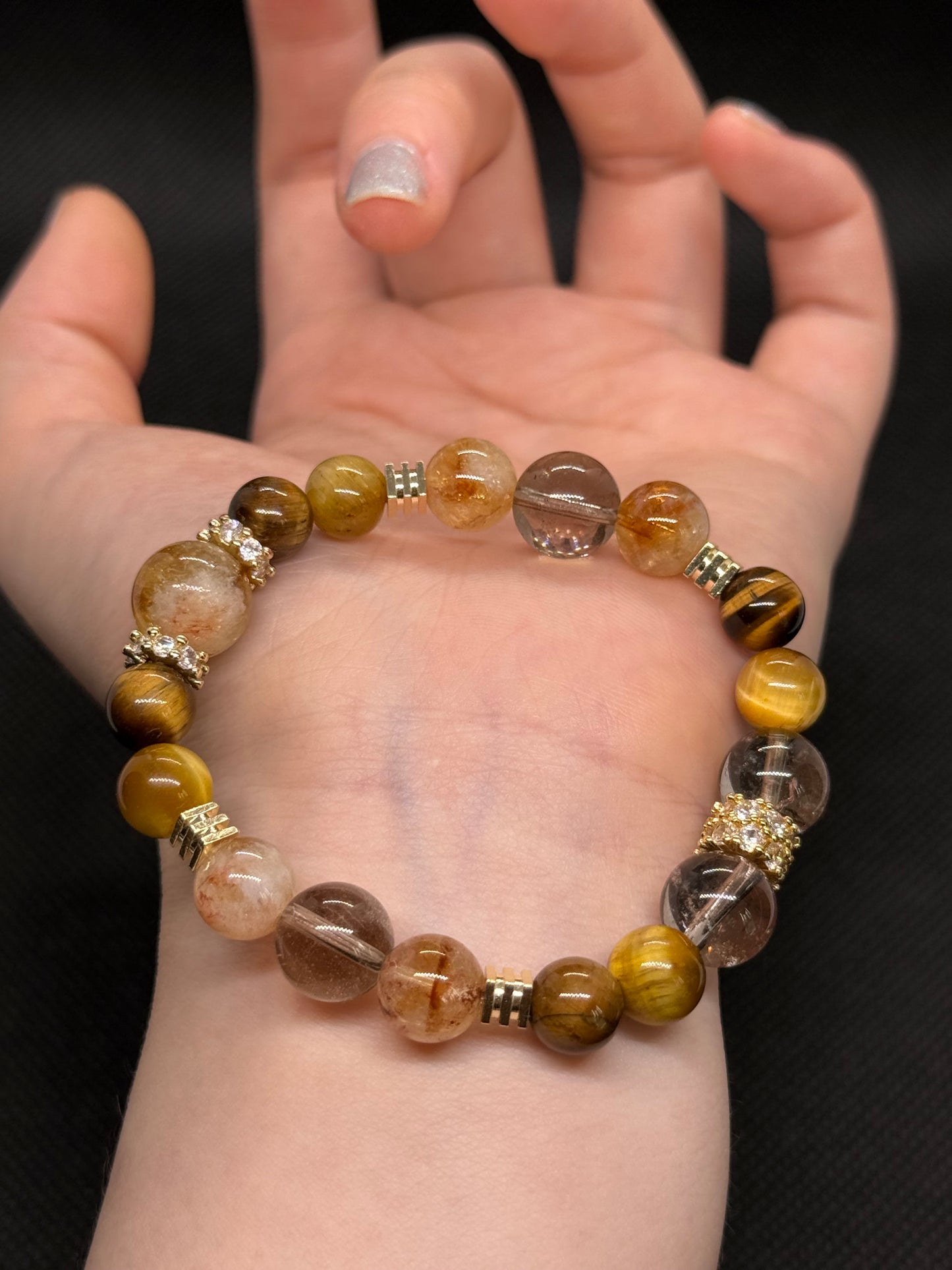 "Nine Purple Fire Year Lucky · Five Elements Citrine Wealth Bracelet | Fortune Magnetic Field + Career Nobles"
金霸聚宝盆—左手戴“金”，日进斗金